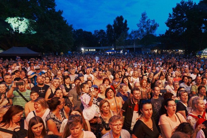 Ilustračný obrázok k článku Máme sa na čo tešiť! Festival Dni Petržalky sľubuje SKVELÉ koncerty a poriadnu zábavu