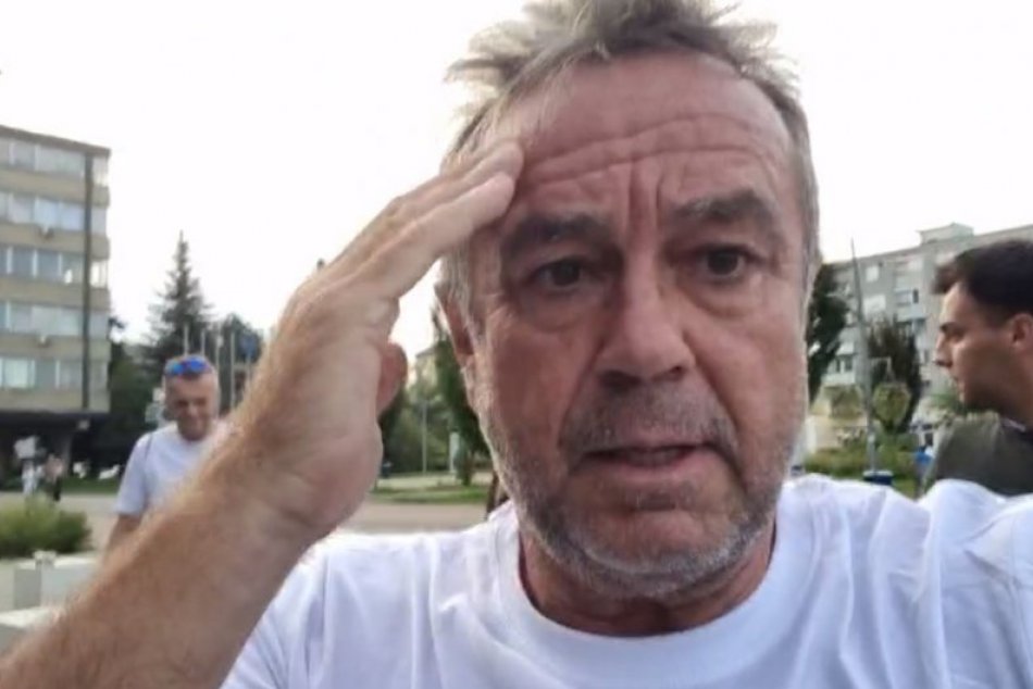 Ilustračný obrázok k článku Pročko sa pustil do Andreja Danka: Voliči SNS sú z 90 percent VYMLETÍ a proruskí!
